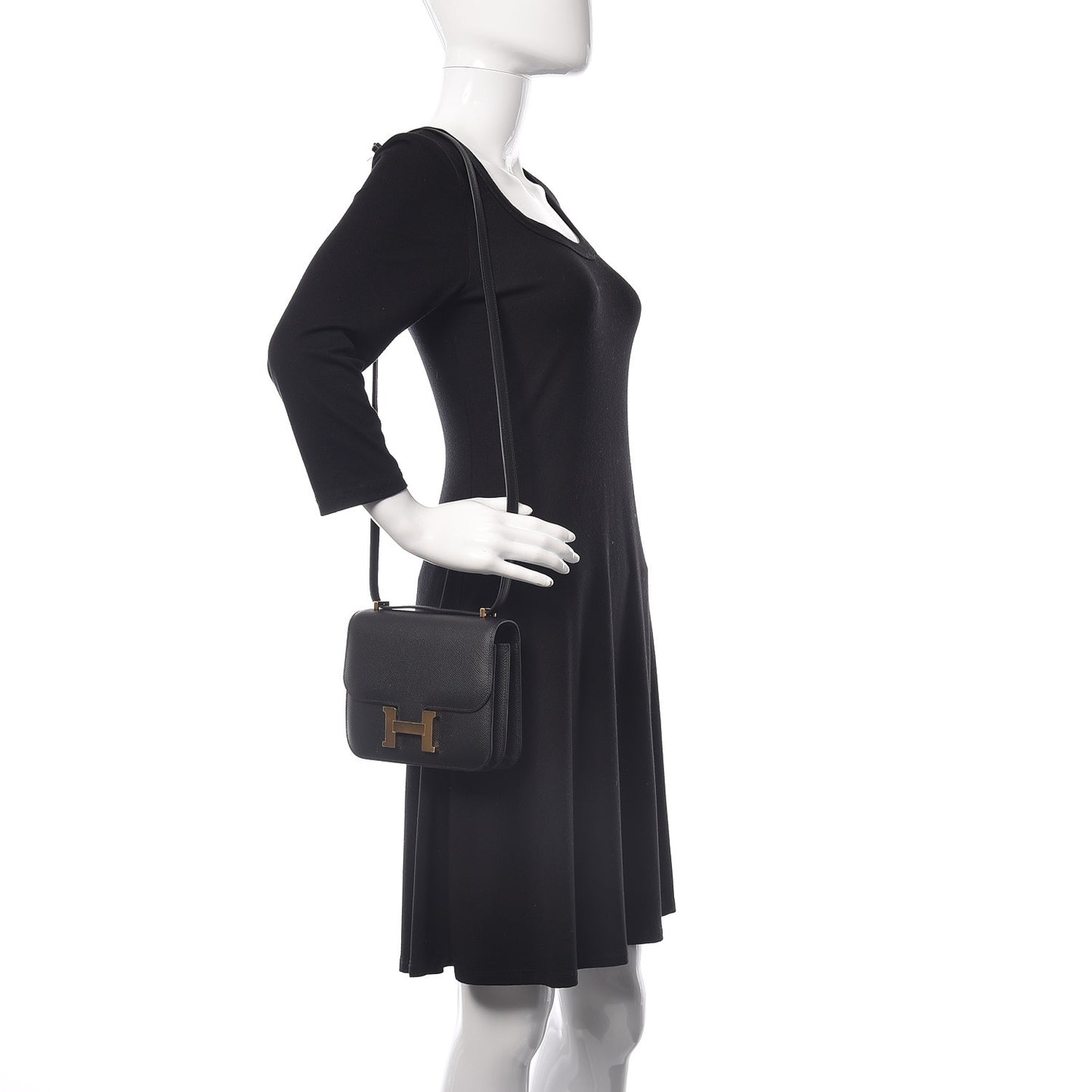 Epsom Constance 18 Black