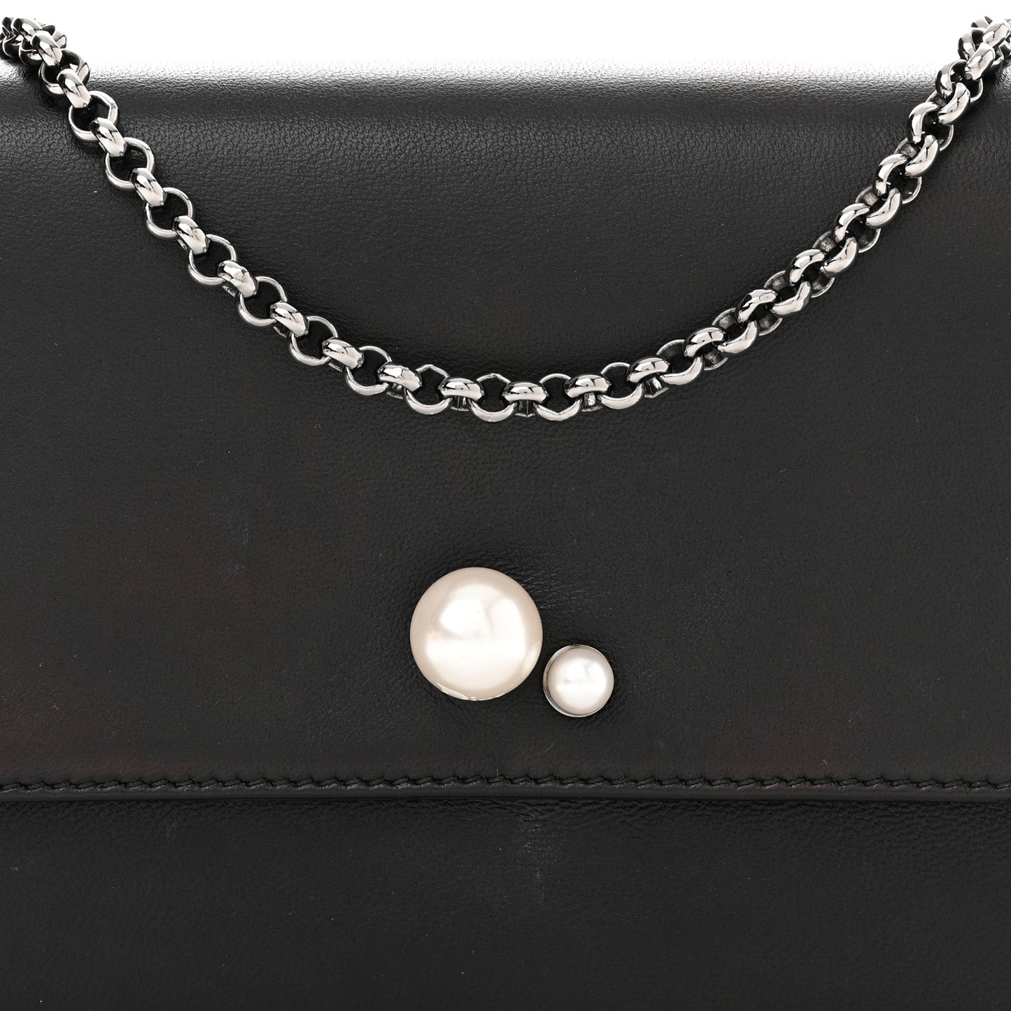 Smooth Lambskin Tribale Chain Wallet Black