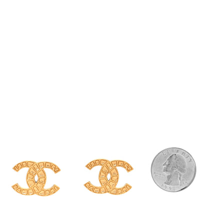 Chanel Textured CC Earrings Gold 2 of 4