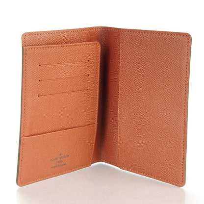 Louis Vuitton Monogram Passport Cover 5 of 7