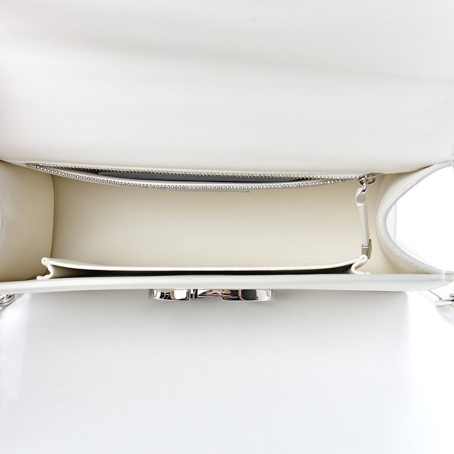 Grained Calfskin 30 Montaigne Chain Flap Bag White