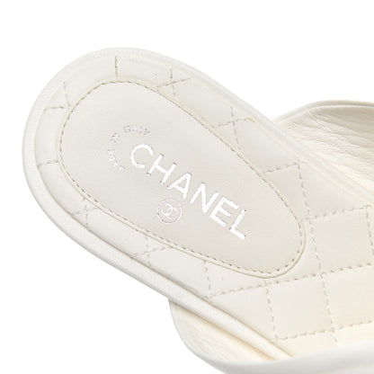 Chanel Lambskin Pearl Bow CC Flat Sandals 39.5 White 7 of 15