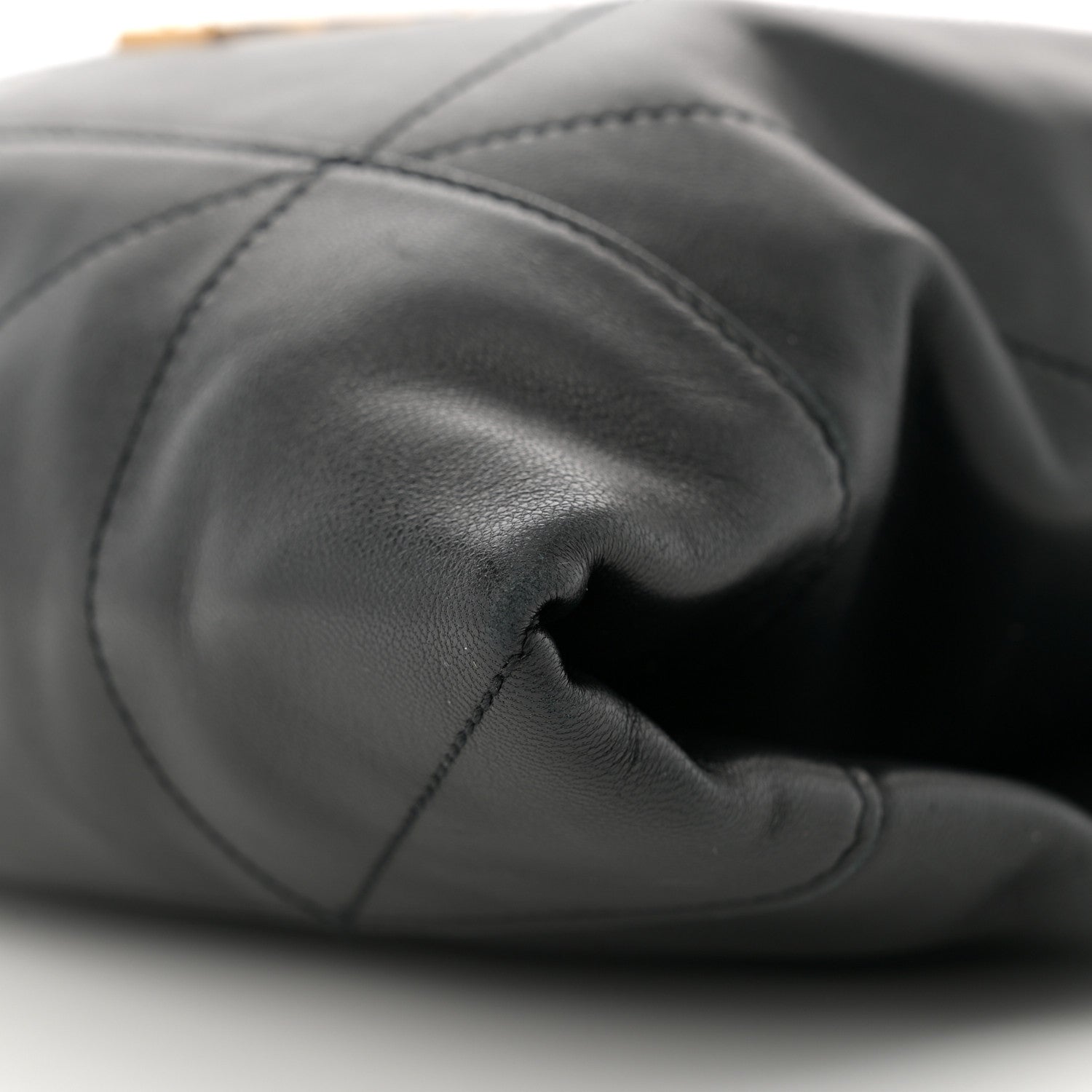 Saint Laurent Lambskin Matelasse Monogram Medium Jamie 4.3 Pochon Black 11 of 12