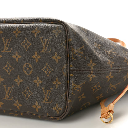 Louis Vuitton Monogram Neverfull MM 9 of 14