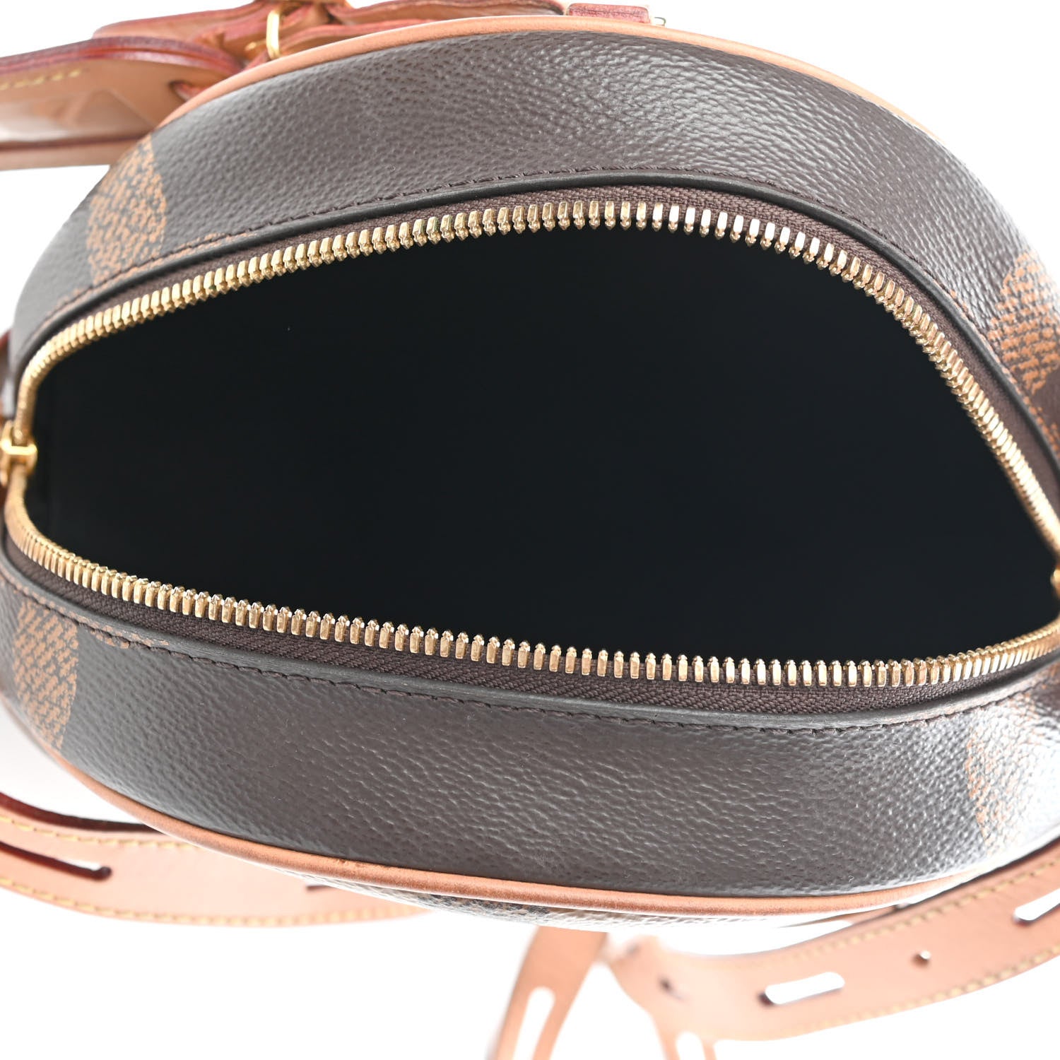 Louis Vuitton Reverse Monogram Giant Boite Chapeau Souple 4 of 4