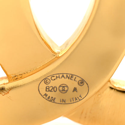 Chanel Metal Paris Button CC Large Brooch Gold 4 of 4