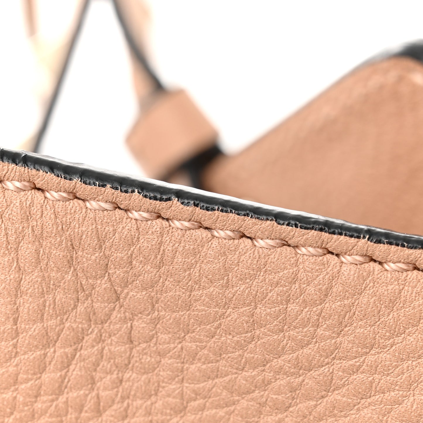 Pebbled Calfskin Medium Rockstud Tote Skin Sorbet