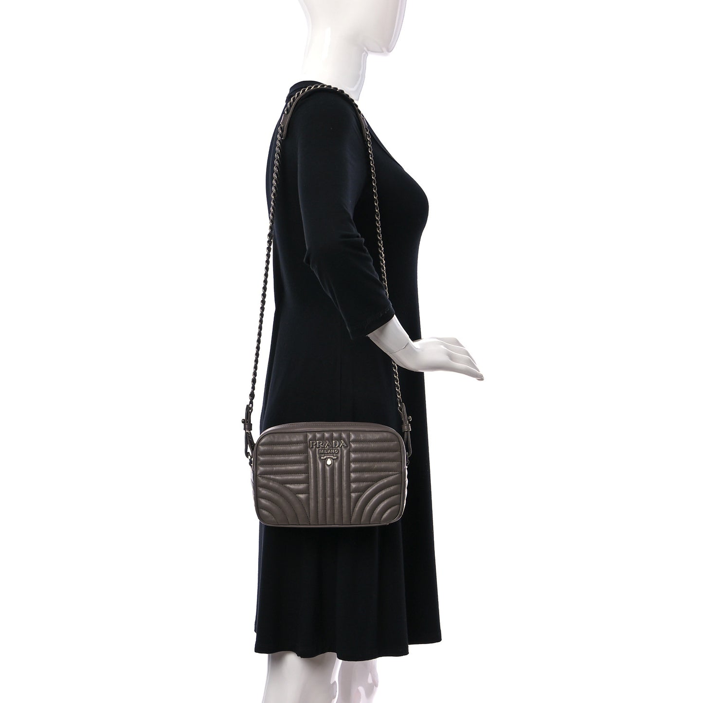 Soft Calfskin Impunture Diagramme Camera Bag Bambu