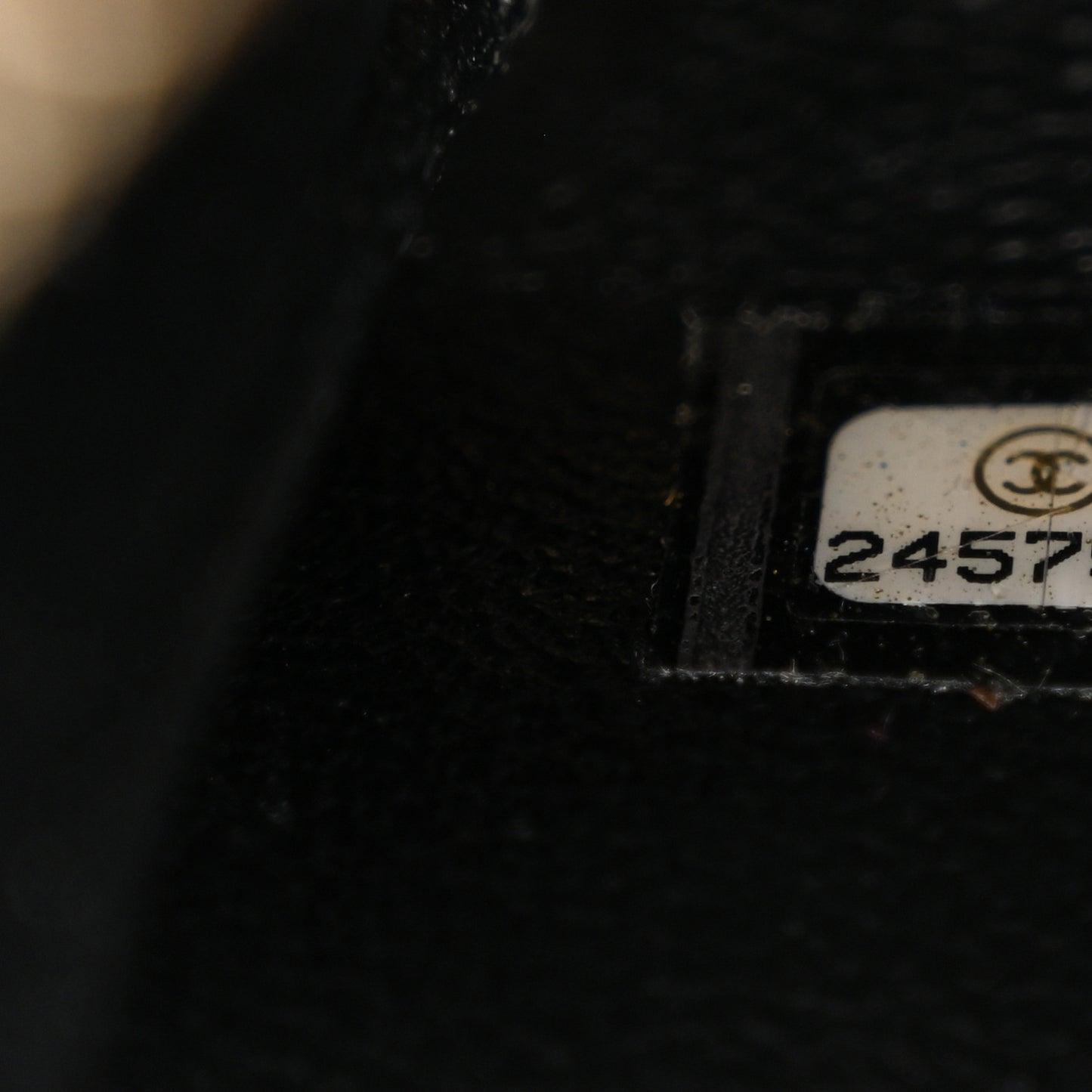 Caviar Quilted Medium Business Affinity Flap Black
