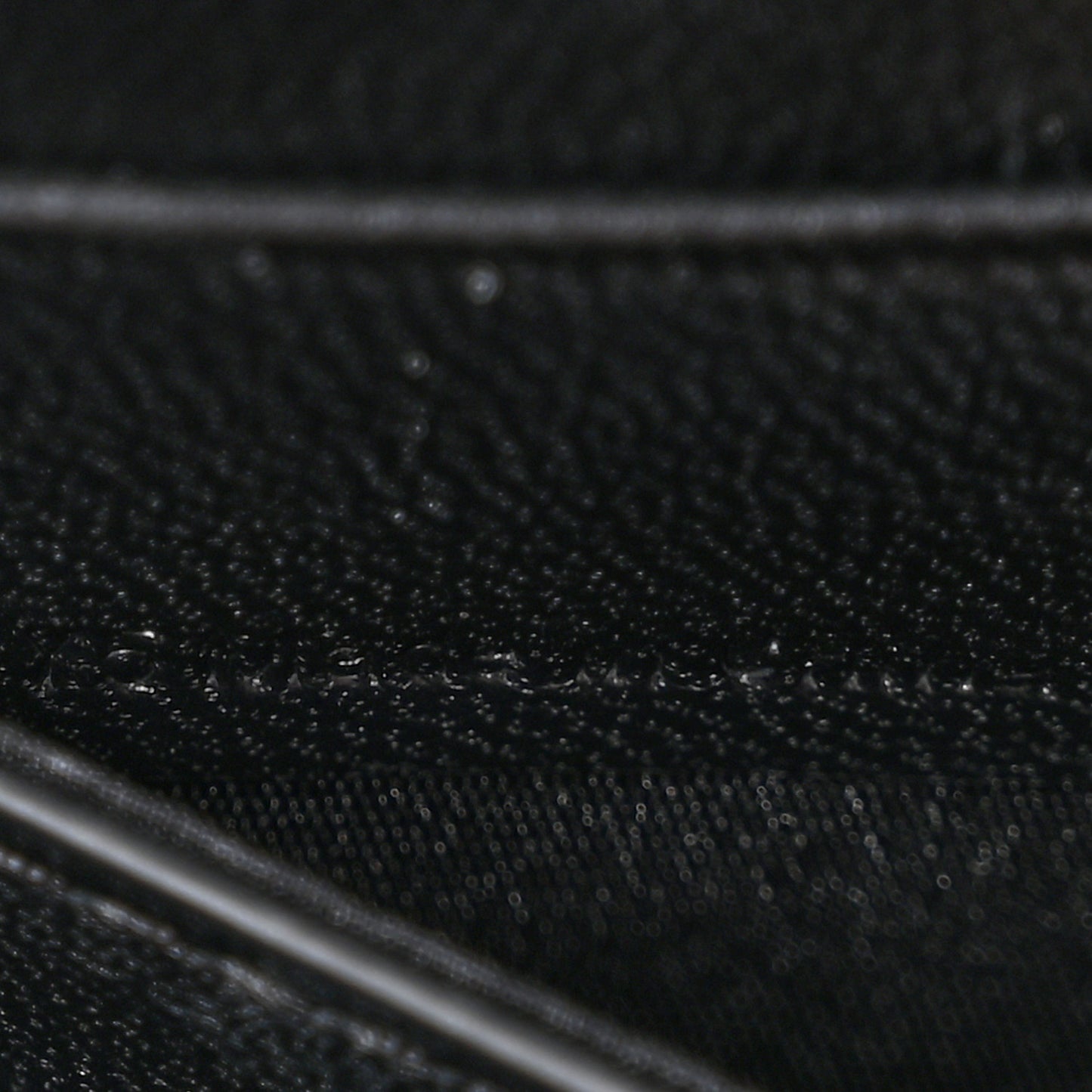Small Classic Grain Medium Continental French Wallet Black