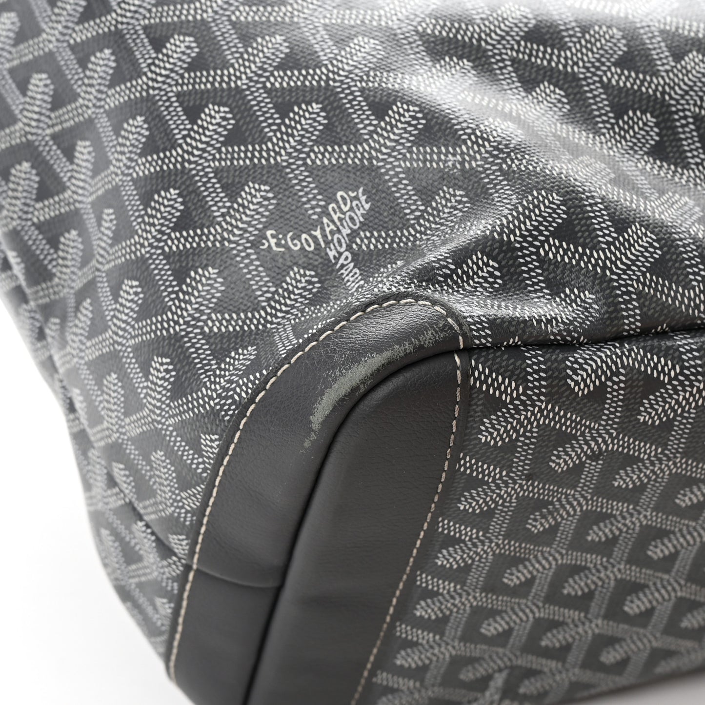 Goyardine Artois MM Grey