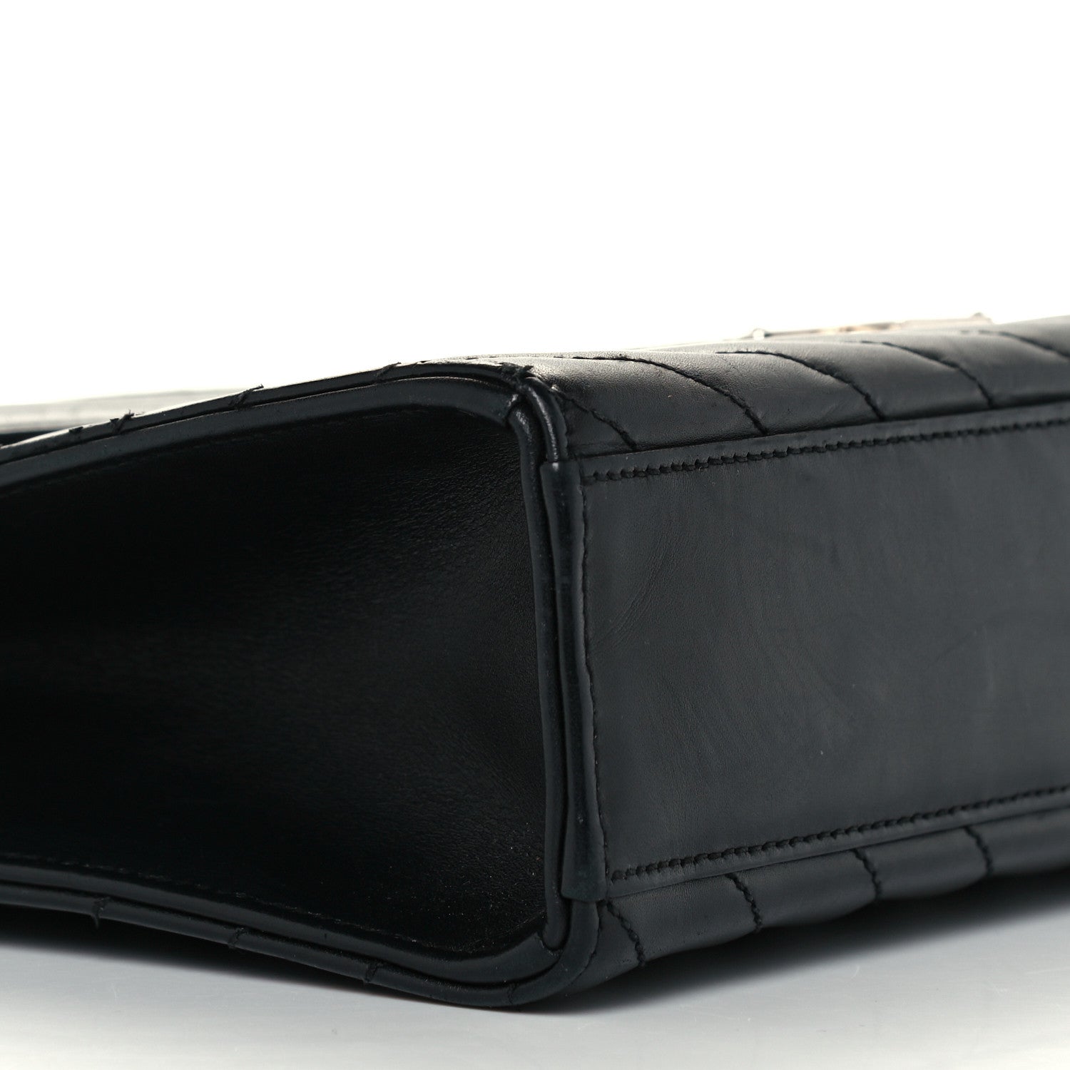 Saint Laurent Smooth Calfskin Matelasse Chevron Large Monogram Satchel Black 10 of 11