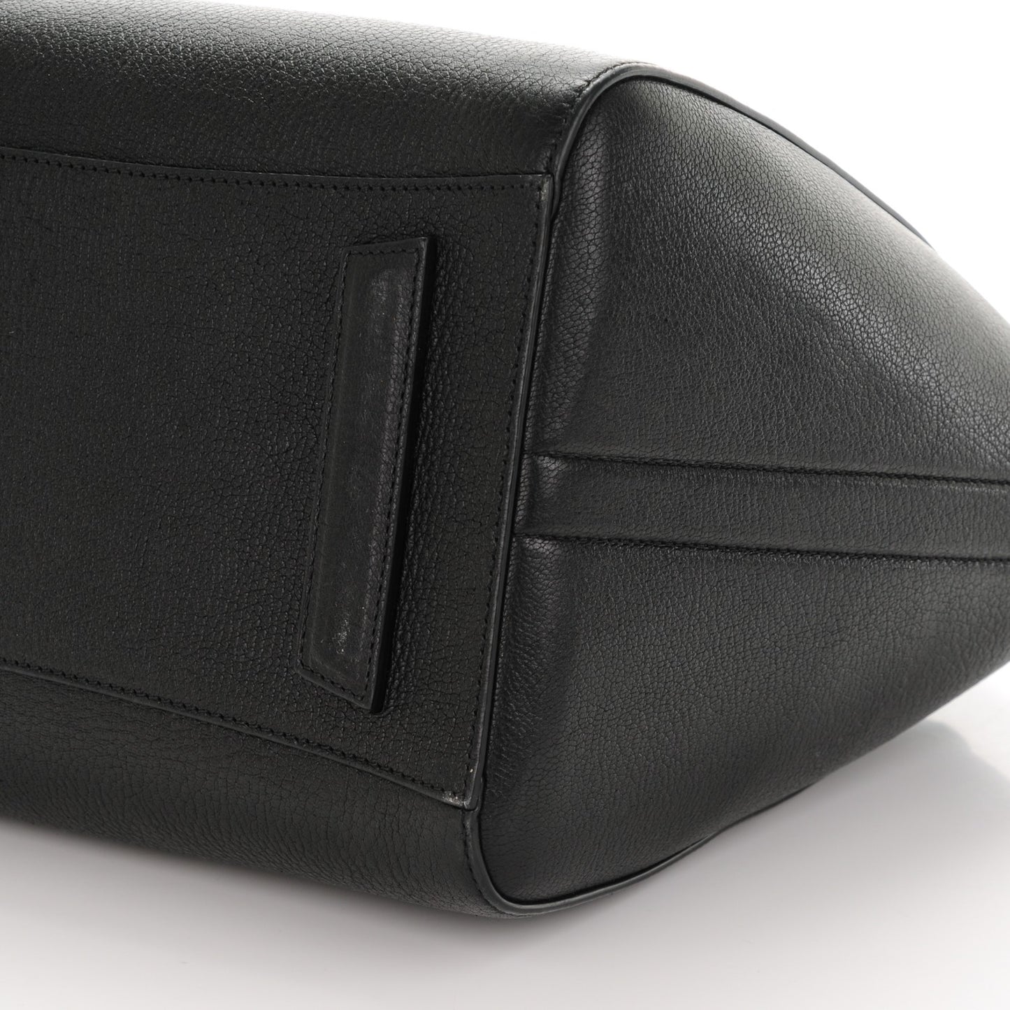 Sugar Goatskin Medium Antigona Black