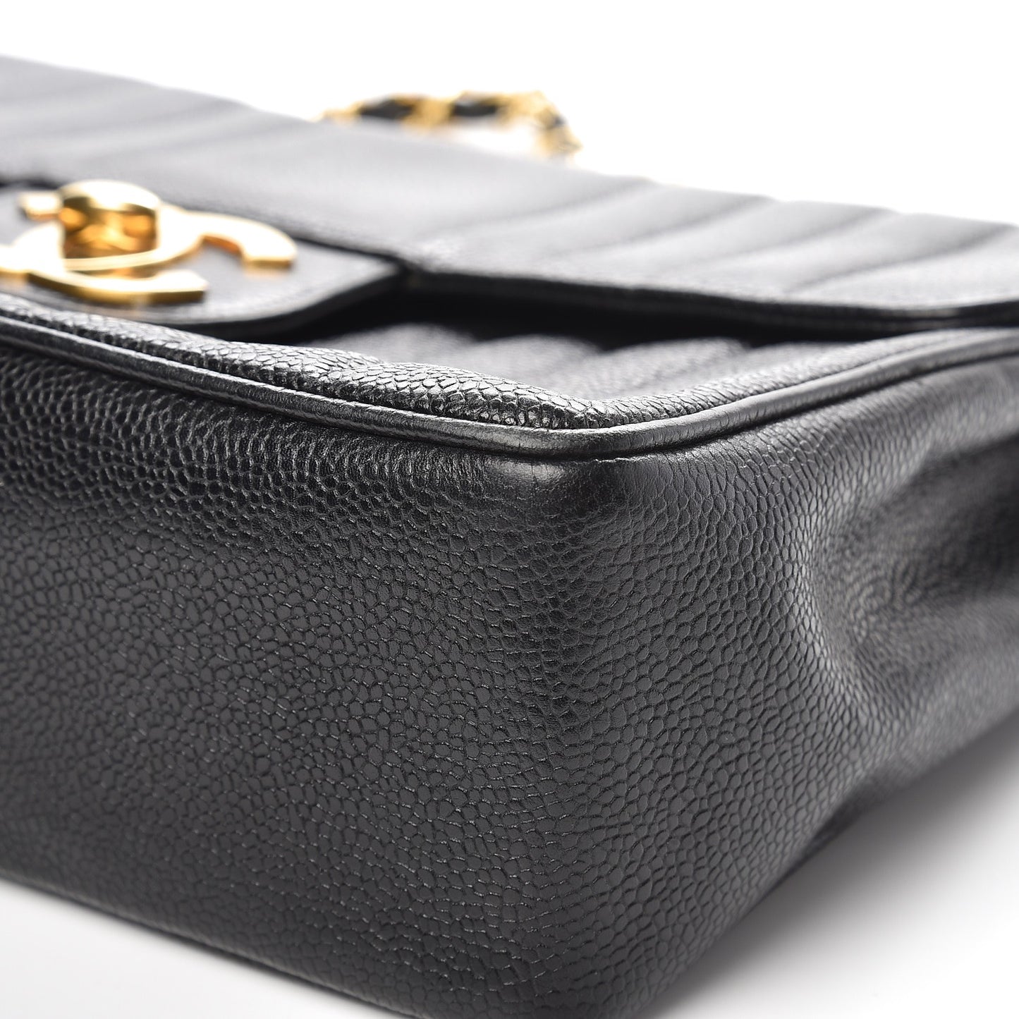 Caviar Vertical Quilted Jumbo Flap Black