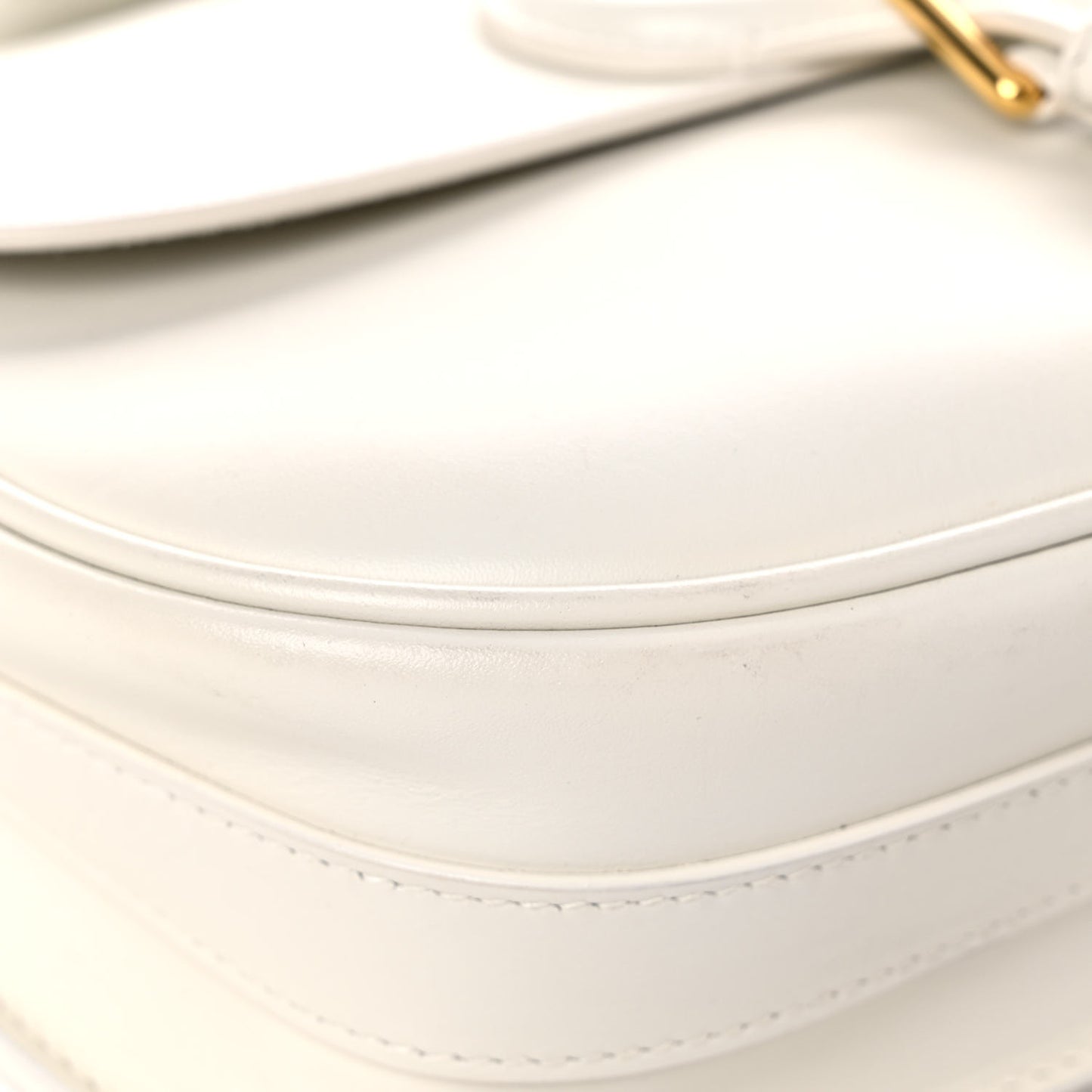 Box Calfskin Medium Bobby Flap Latte