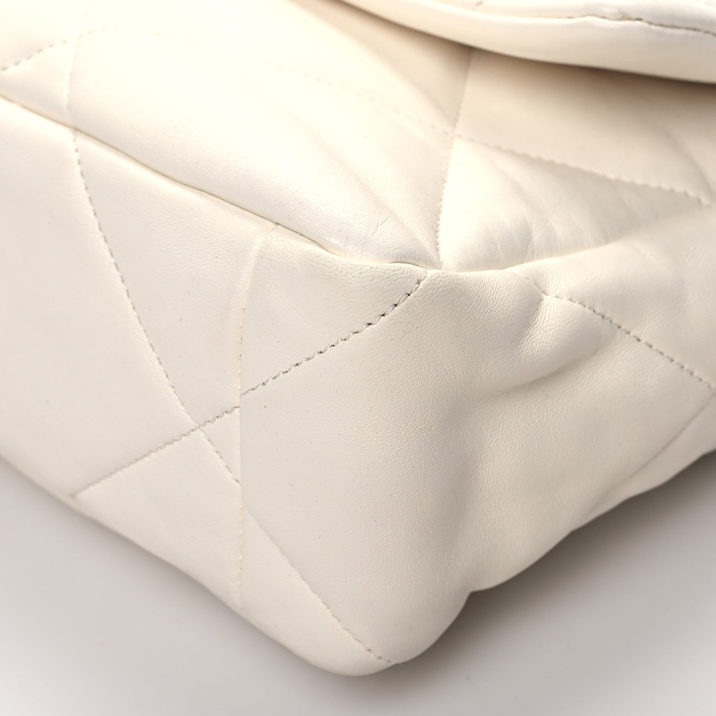 Lambskin Quilted Large Chanel 19 Flap White