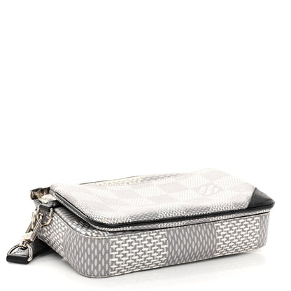 Louis Vuitton Damier Graphite 3D Trio Messenger Antarctica 4 of 9
