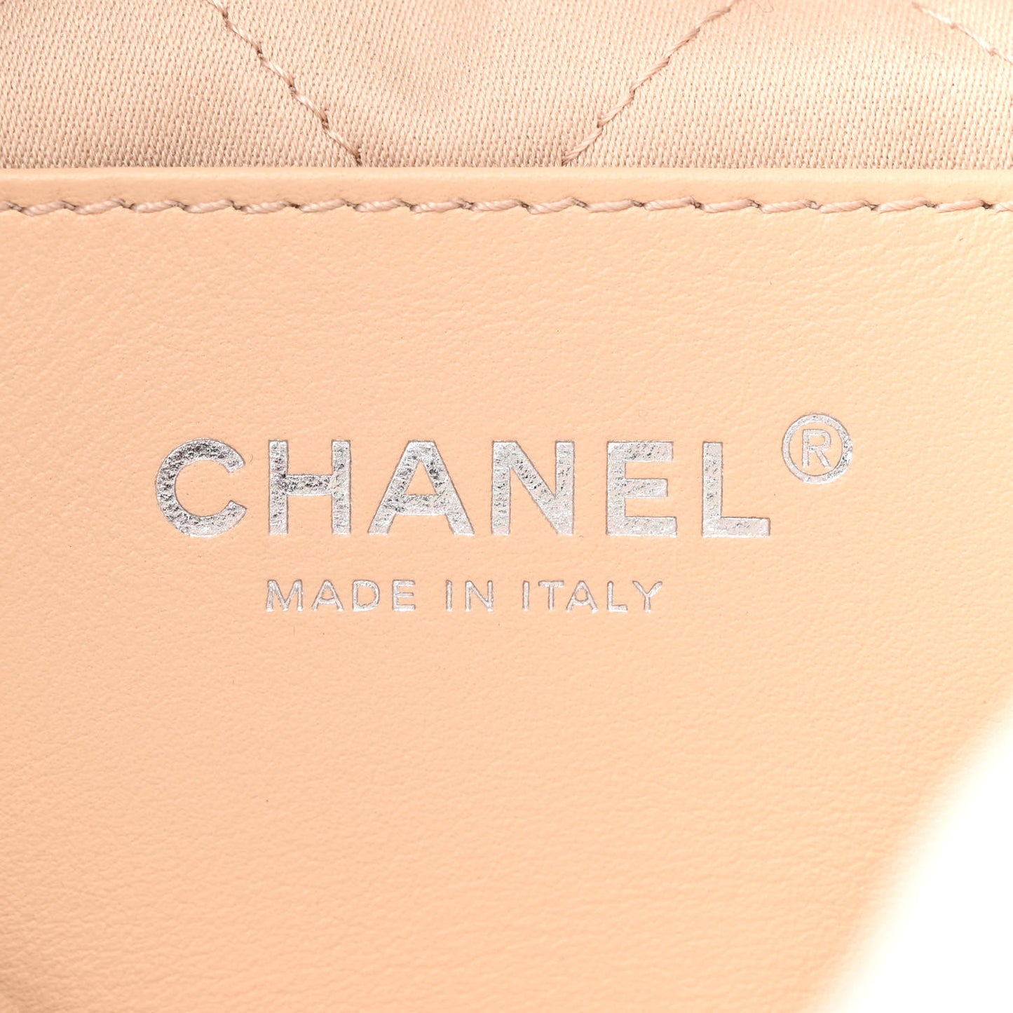 Shiny Calfskin Quilted Rainbow Mini Chanel 22 White