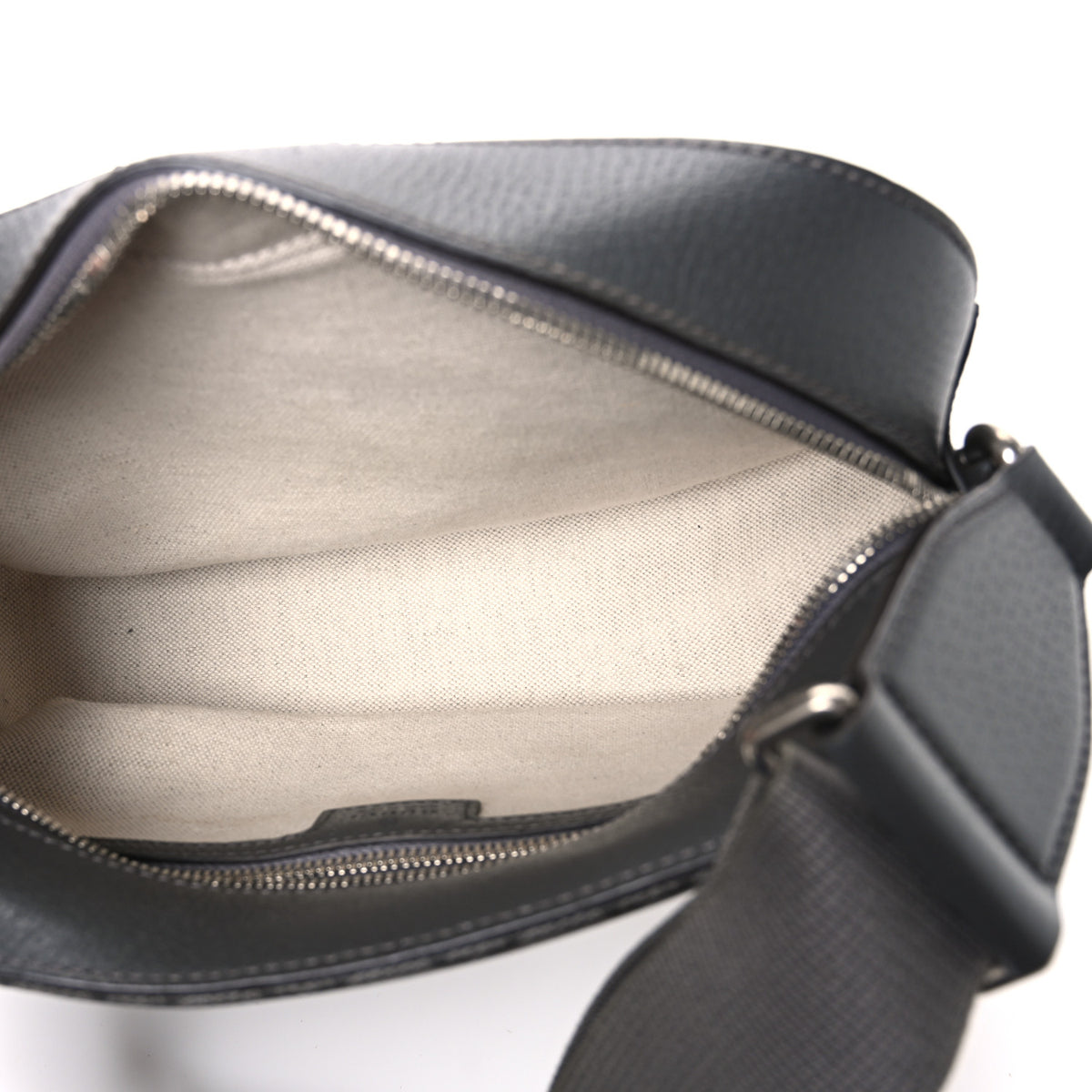 GG Supreme Monogram Textured Dollar Calfskin Ophidia Shoulder Bag Grey Black Graphite Grey