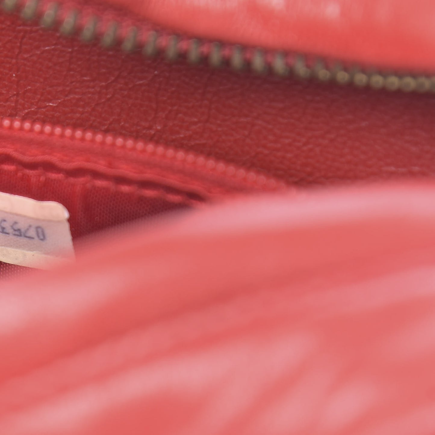 Satin Quilted CC Tassel Camera Case Red