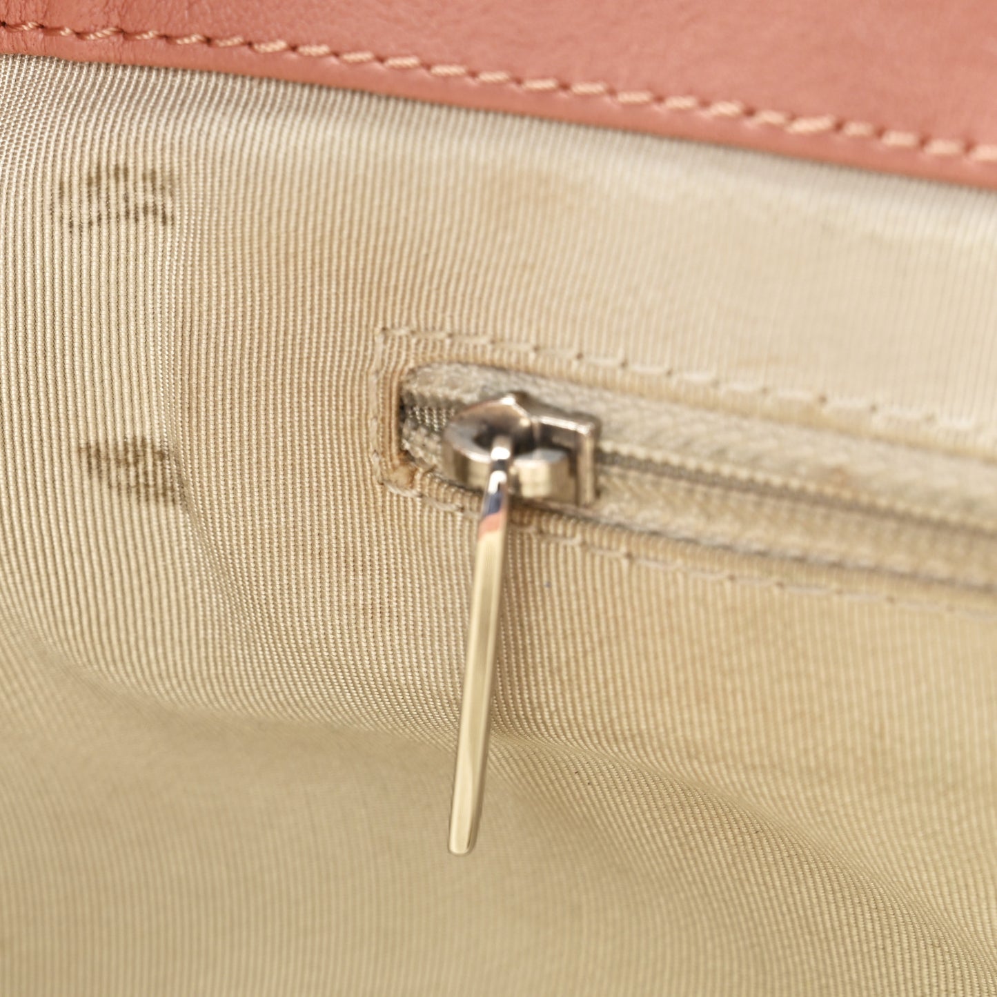 Washed Lambskin Quilted Medium Chain Around Messenger Salmon