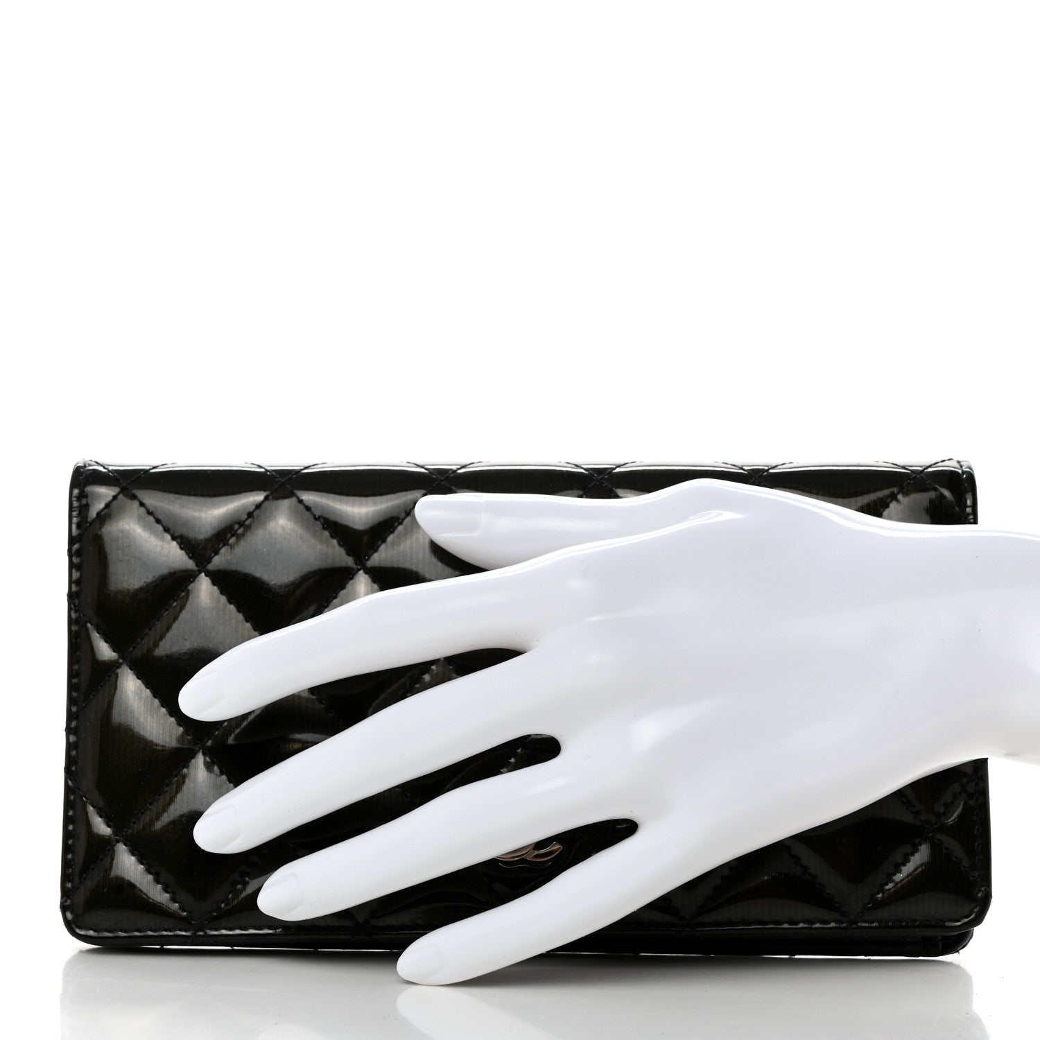 Chanel Striated Patent Calfskin Quilted Yen Wallet Black 2 of 8