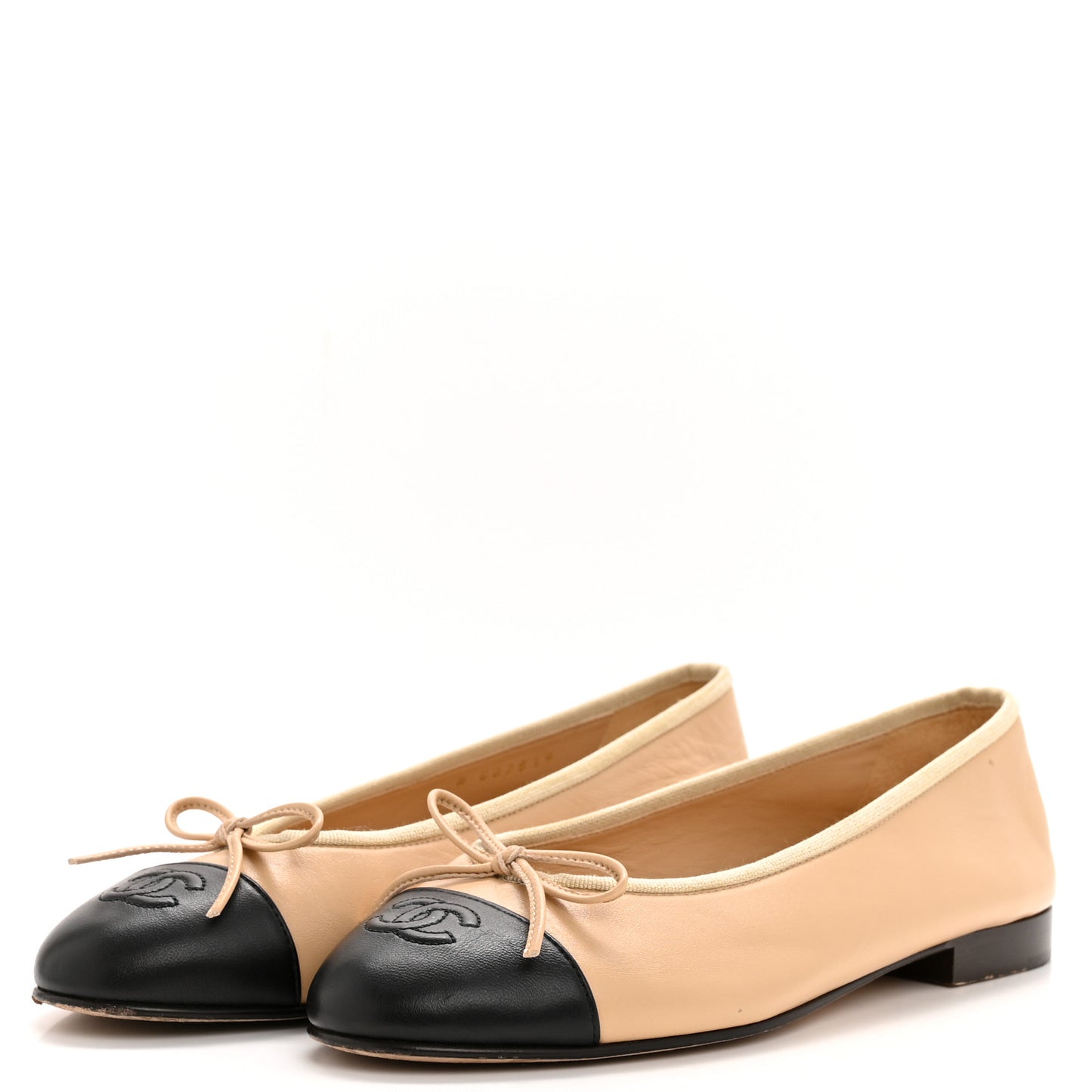 Lambskin Cap Toe CC Ballerina Flats 38 Beige Black