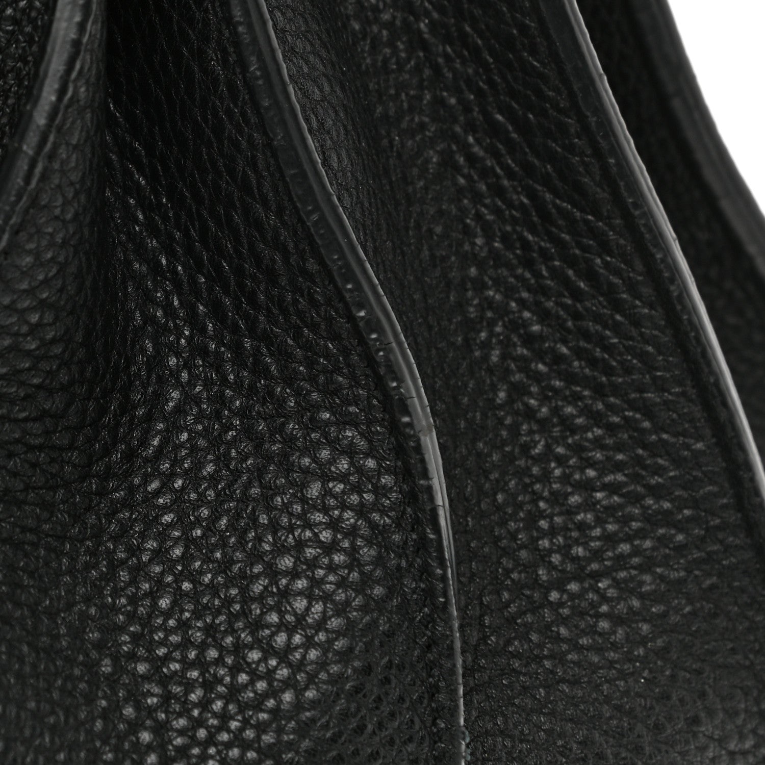 Saint Laurent Grained Calfskin Medium Souple Sac De Jour Black 28 of 29