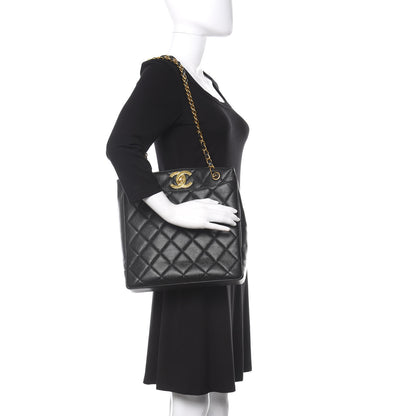 Chanel Caviar Quilted Shoulder Bag Black 2 of 13
