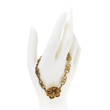 Gucci Metal Floral Detail Bracelet Aged Gold 2 of 7