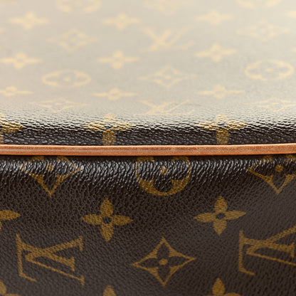 Louis Vuitton Monogram Hudson GM 20 of 26