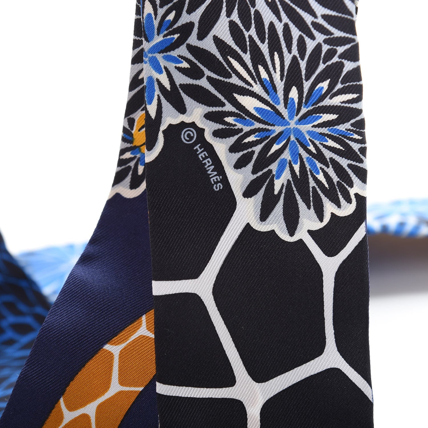 Hermes Silk The Three Graces Twilly Bleu Nuit Gold Black 4 of 4