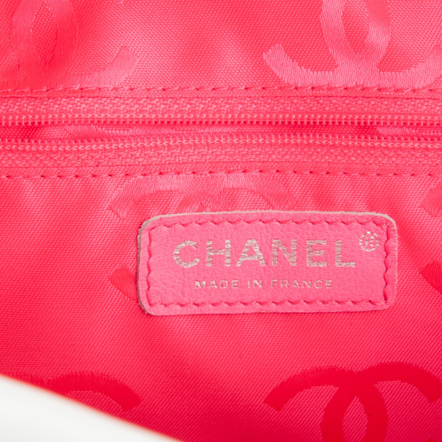 Chanel Calfskin Quilted Large Cambon Bowler White Black 6 of 7