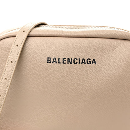 Balenciaga Calfskin Logo M Everyday Camera Bag Beige 7 of 9
