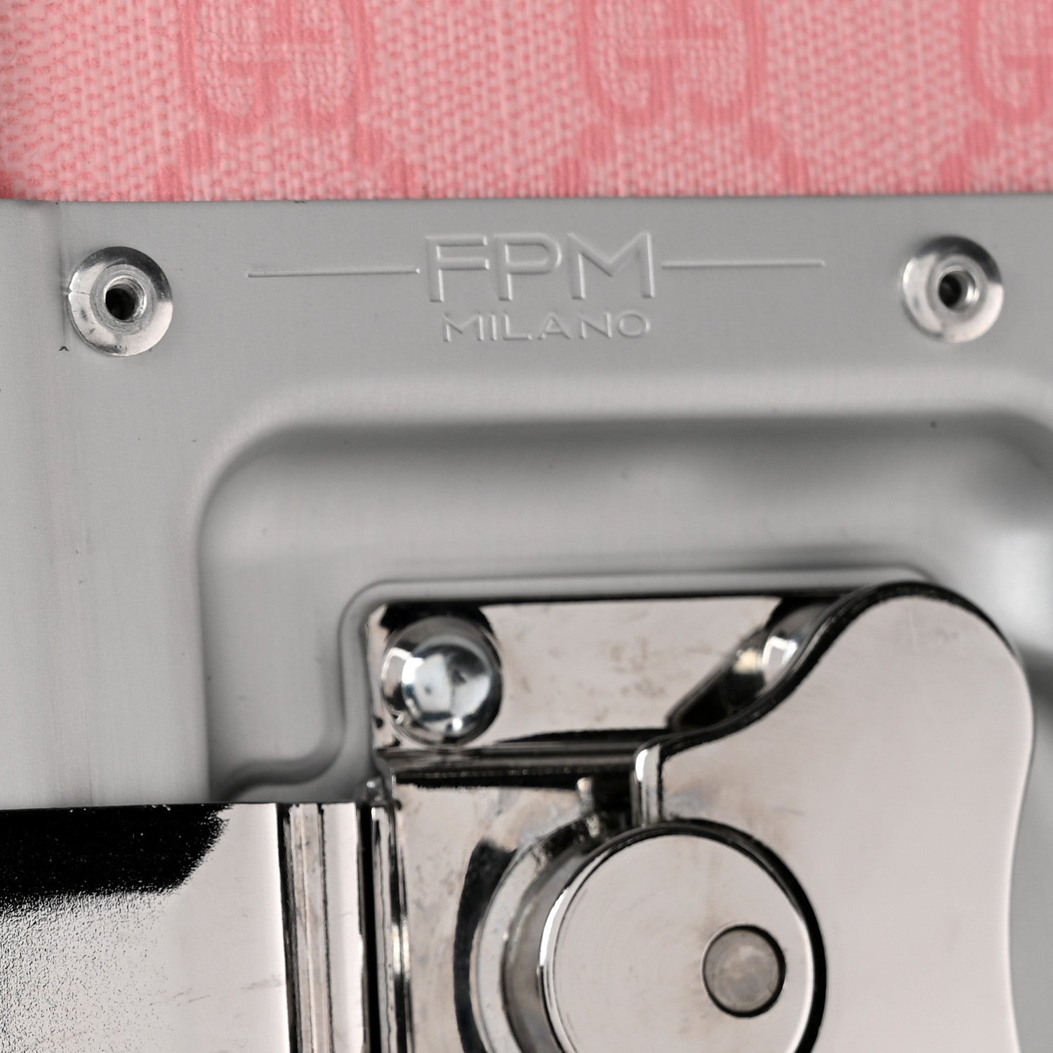 Gucci GG Supreme Monogram Porter Cabin Plus Suitcase Pink 10 of 11