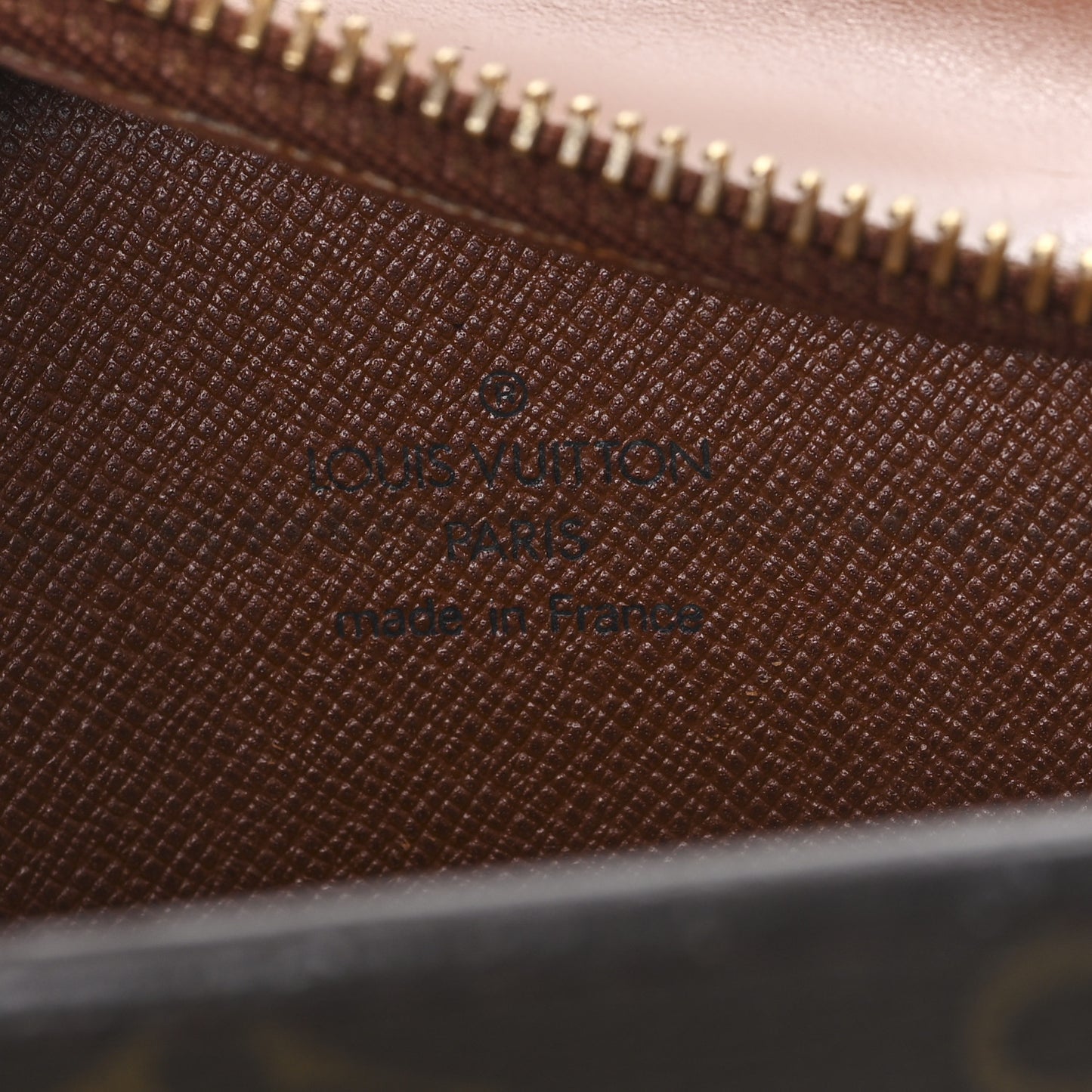Monogram Pochette Homme