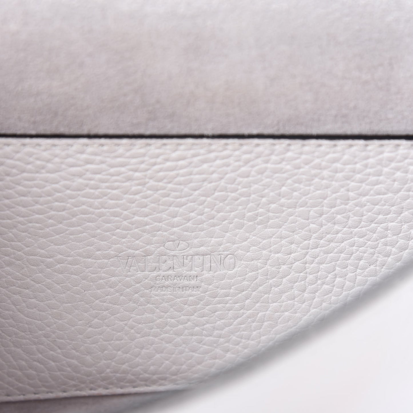 Pebbled Calfskin Medium Rockstud Flip Lock Crossbody Bag White