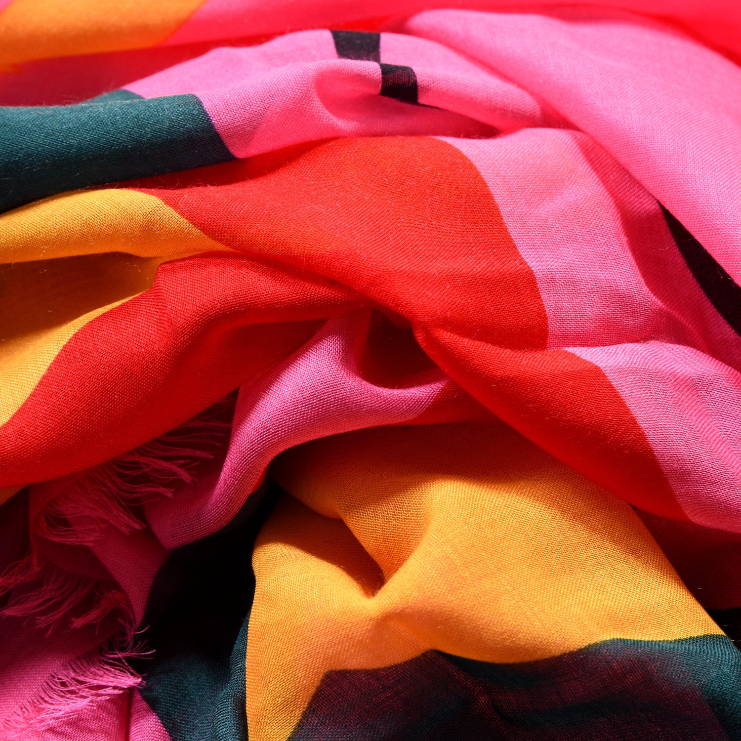 Gucci Modal Silk Gucci Two Shawl Fuxia 2 of 5