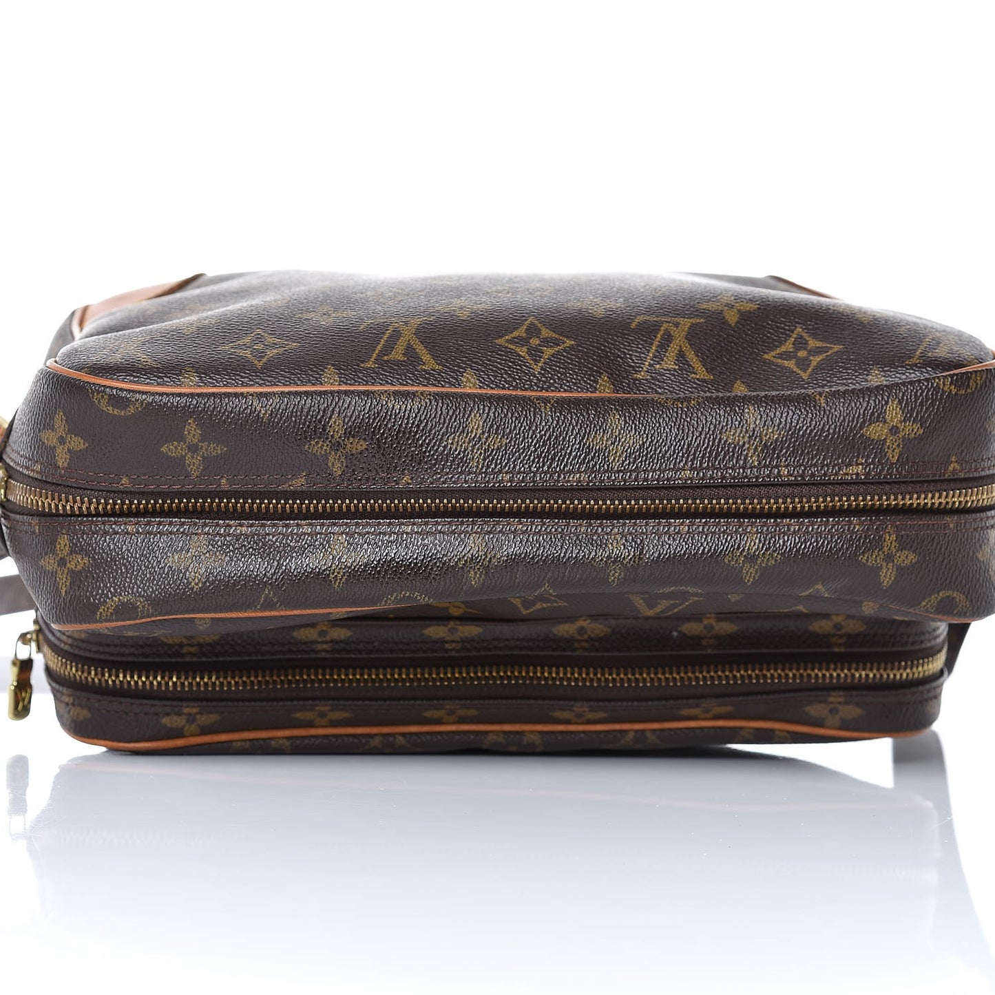 Monogram Nil 28