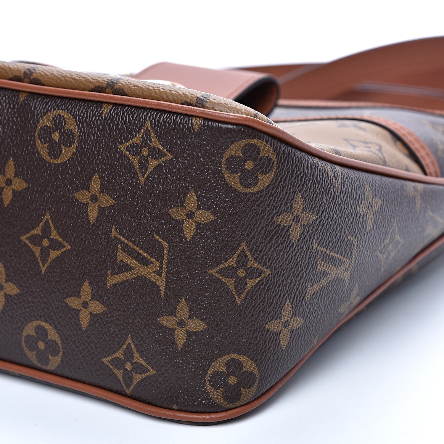 Louis Vuitton Reverse Monogram Dauphine Hobo PM 7 of 8
