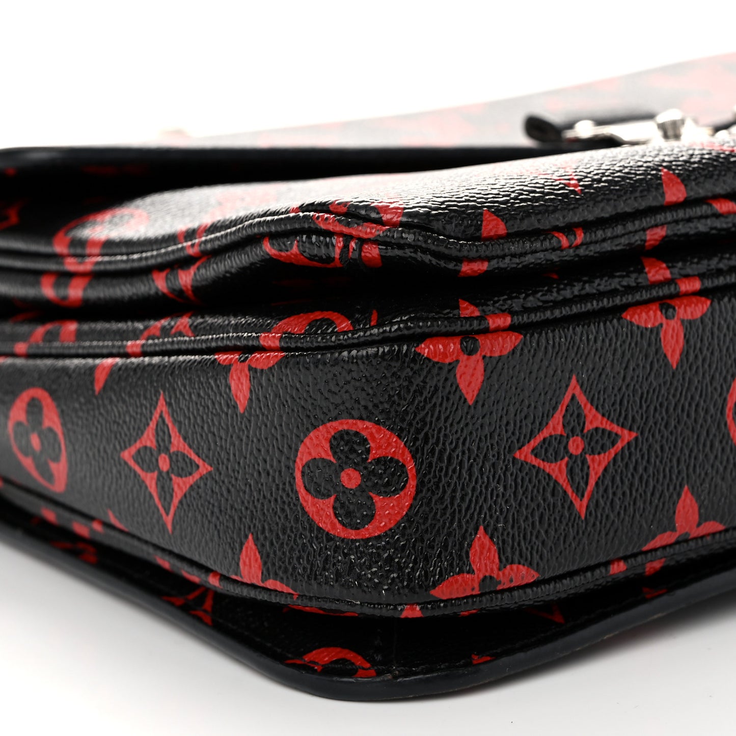 Monogram Infrarouge Pochette Metis