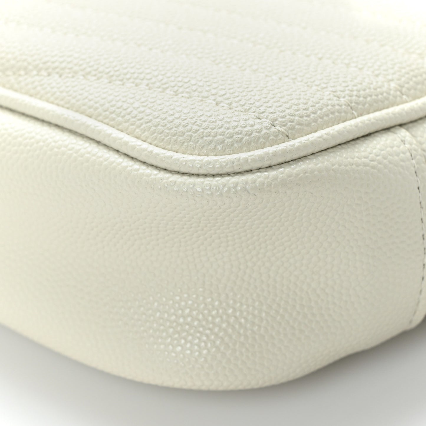 Grain De Poudre Matelasse Monogram Mini Lou Camera Bag Crema Soft