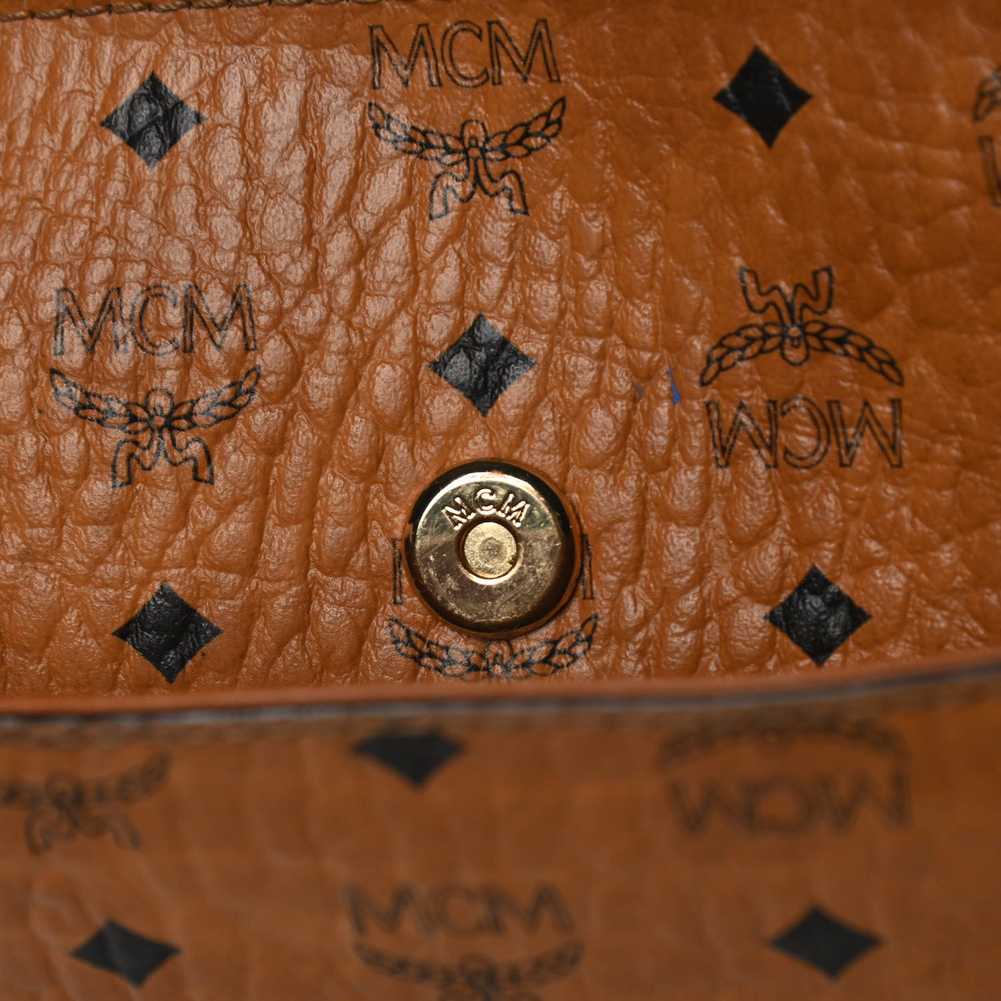 Visetos Crossbody Pouch Cognac