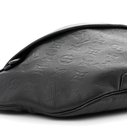 Louis Vuitton Calfskin Monogram Shadow Discovery Bumbag Black 9 of 11