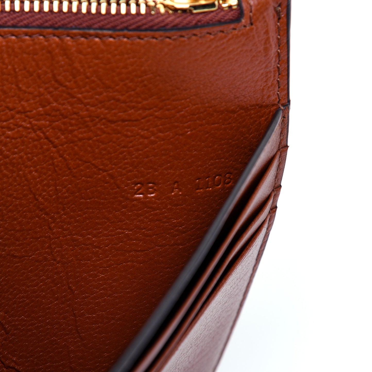 Goatskin GV3 Wristlet Zip Card Holder Chestnut