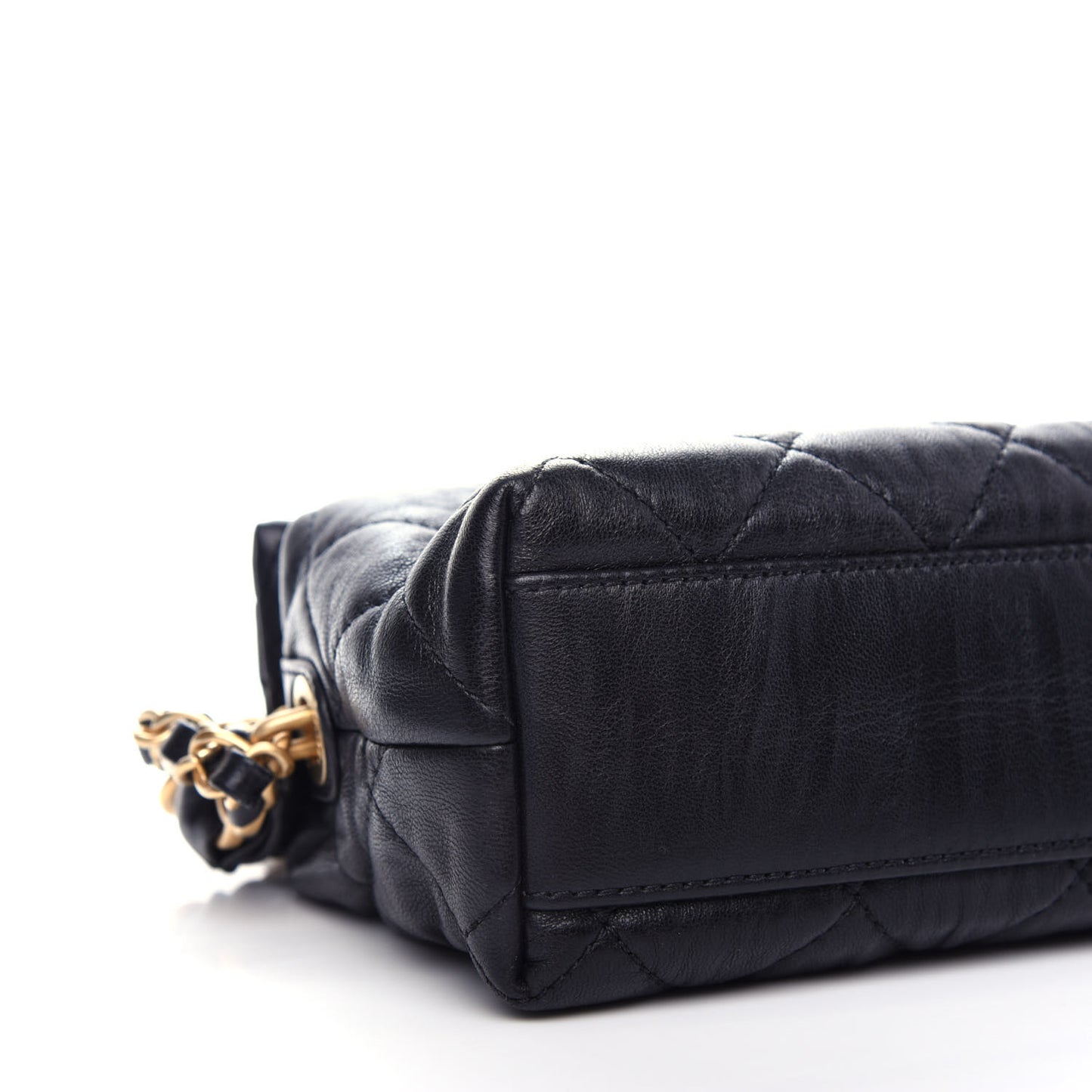 Crumpled Lambskin Quilted Small CC Links Shoulder Bag Black
