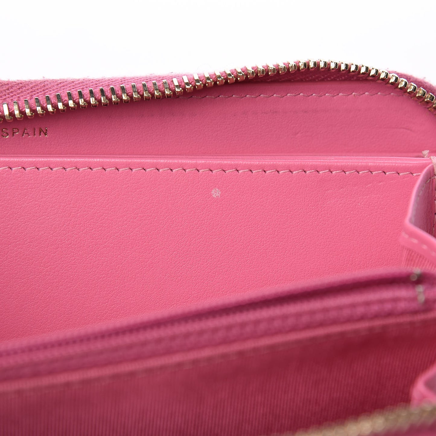 Caviar Quilted Large Gusset Zip Around Wallet Pink