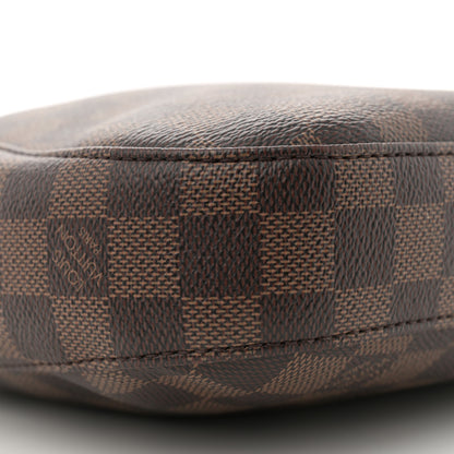Louis Vuitton Damier Ebene South Bank Besace 9 of 10
