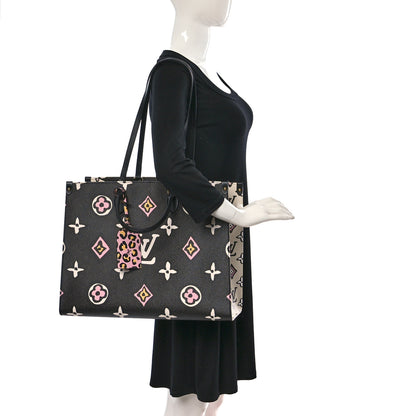 Louis Vuitton Monogram Giant Wild At Heart Onthego GM Black 2 of 8