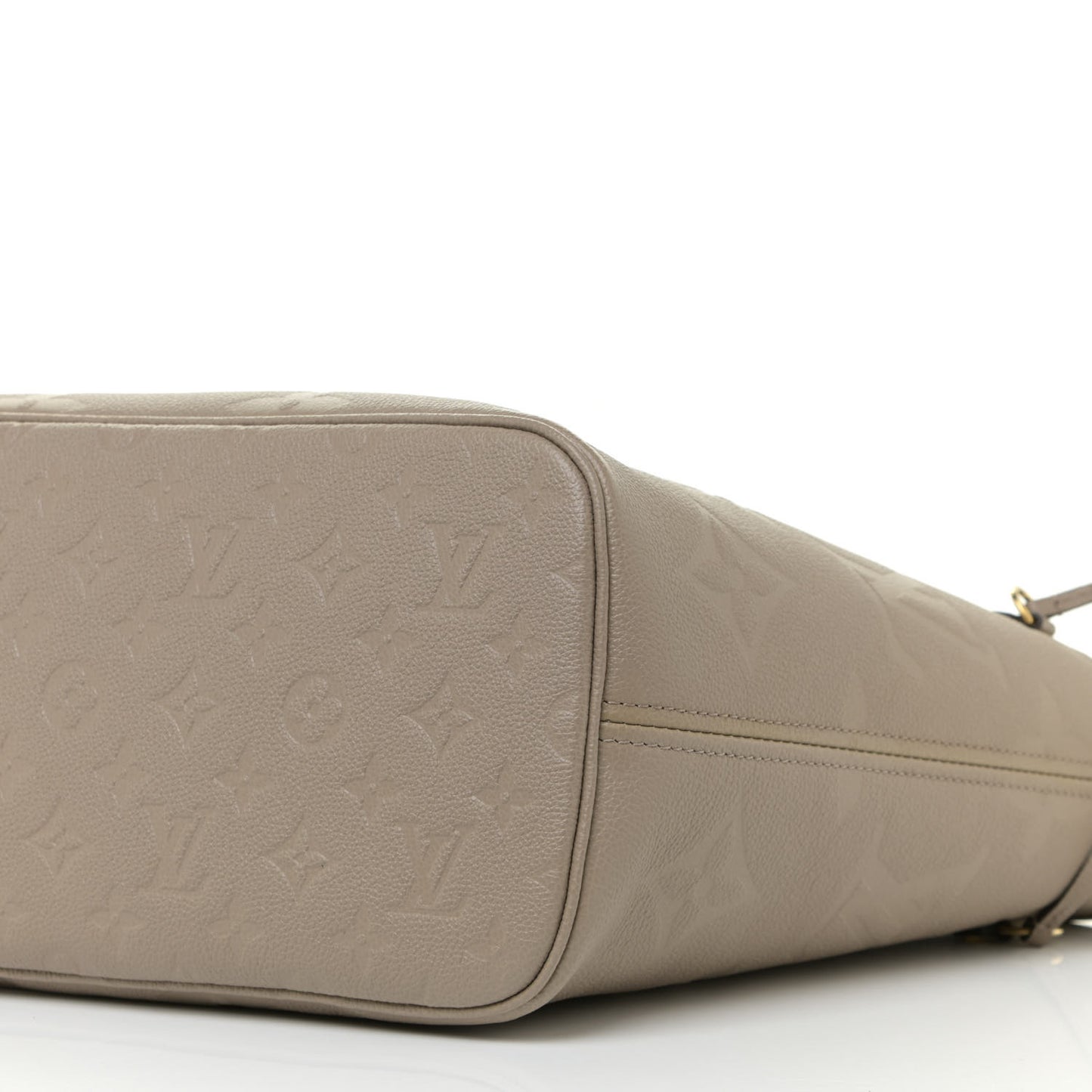 Empreinte Monogram Giant Neverfull MM Tourterelle